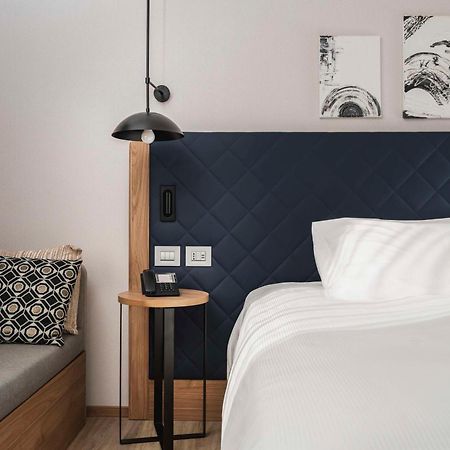 Hilton Garden Inn Padova City Centre Екстериор снимка