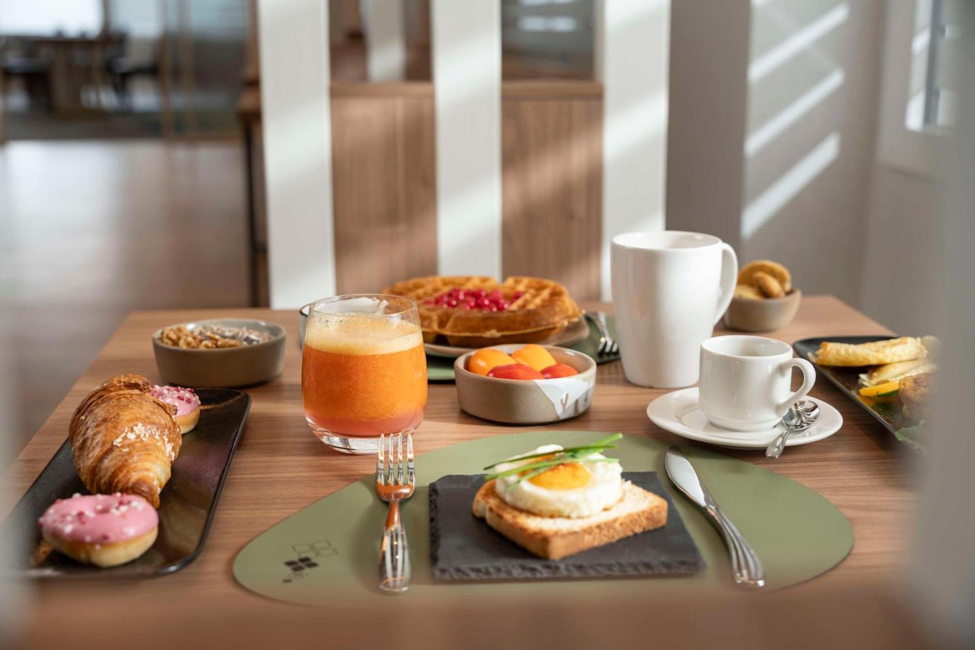 Hilton Garden Inn Padova City Centre Екстериор снимка